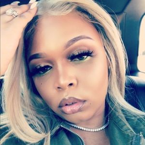 Meet your Posher, Jade